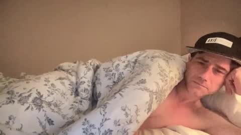 Snapshot of sparker1169 chatting on 12/11/24, 02:41 Dad online show from 12/11/24, 02:41