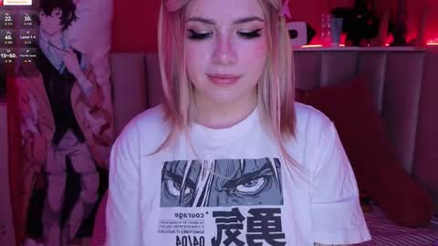  SparkleMona  online show from 10/12/25, 02:21