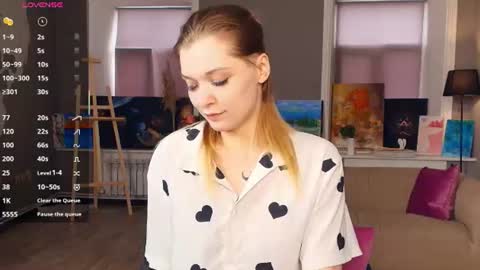 Snapshot of sparkly_k chatting on 06/18/26, 07:41 Kate online show from 06/18/26, 07:41