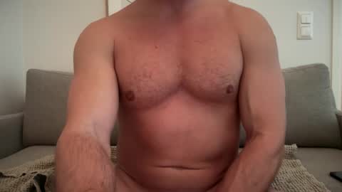 Snapshot of spartacus_696 chatting on 10/02/25, 01:18 Spartacus online show from 10/02/25, 01:18