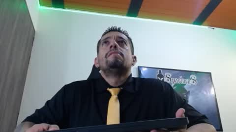     online show from 12/03/25, 05:37