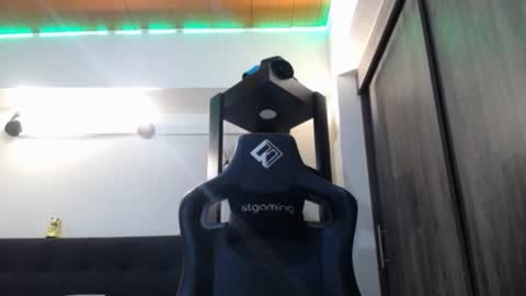     online show from 03/04/26, 04:51