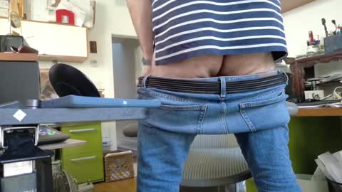 Snapshot of sparto1963 chatting on 01/12/25, 06:49 sparto1963 online show from 01/12/25, 06:49