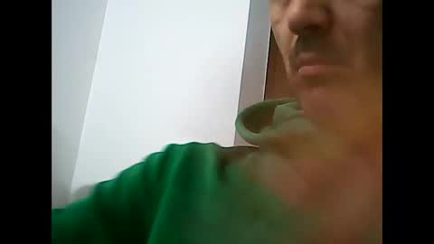 Snapshot of speed0800 chatting on 01/01/25, 11:40 Speed online show from 01/01/25, 11:40