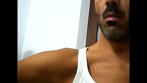 Snapshot of speed0800 chatting on 09/11/25, 10:10 Speed online show from 09/11/25, 10:10