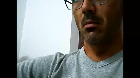 Snapshot of speed0800 chatting on 10/12/25, 12:42 Speed online show from 10/12/25, 12:42