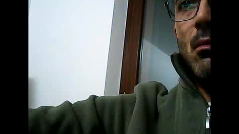 Snapshot of speed0800 chatting on 12/20/25, 02:29 Speed online show from 12/20/25, 02:29