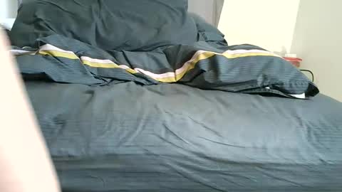 speedoguy78 online show from 09/20/25, 06:47