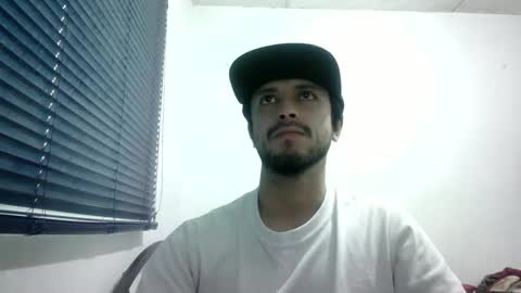 Snapshot of sperm_donor94 chatting on 10/04/25, 05:00 sperm_donor94 online show from 10/04/25, 05:00