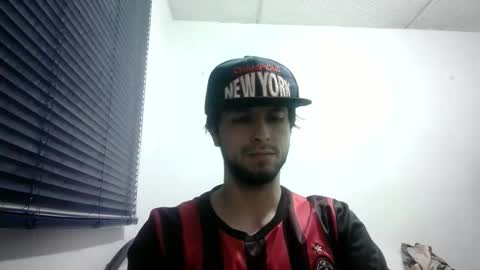 Snapshot of sperm_donor94 chatting on 10/17/25, 11:29 sperm_donor94 online show from 10/17/25, 11:29