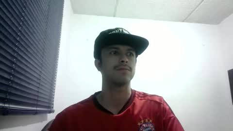 Snapshot of sperm_donor94 chatting on 10/20/25, 05:35 sperm_donor94 online show from 10/20/25, 05:35