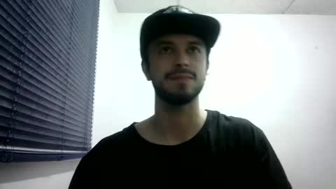 Snapshot of sperm_donor94 chatting on 11/11/25, 11:27 sperm_donor94 online show from 11/11/25, 11:27