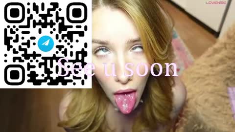 Snapshot of spicejessy chatting on 06/11/26, 08:56 your sweet Jessy online show from 06/11/26, 08:56