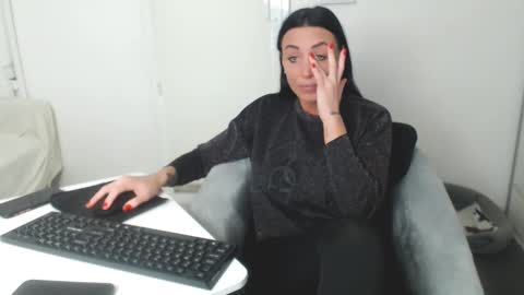 Carla online show from 02/26/25, 08:00