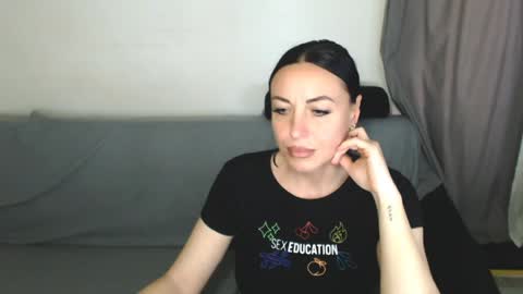 Carla online show from 04/18/26, 01:15