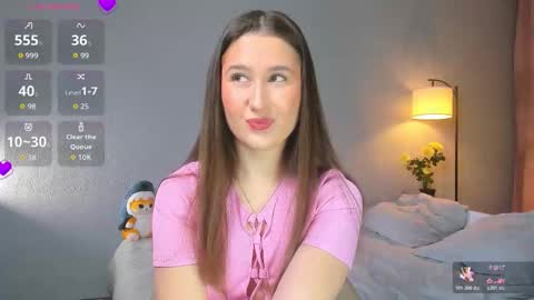 Snapshot of spiceofalex chatting on 11/23/25, 07:02 Elva online show from 11/23/25, 07:02