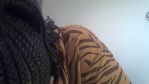 Spicy online show from 06/01/26, 03:25
