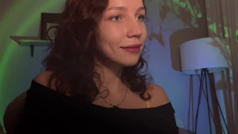 spicy___caramel online show from 11/17/25, 04:46