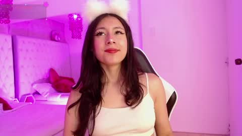 Snapshot of spicy__scarlett chatting on 05/17/26, 01:18 scarlett online show from 05/17/26, 01:18