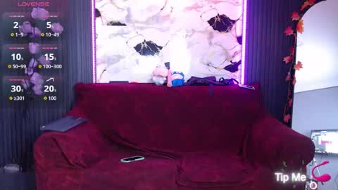 Snapshot of spicyboys_ chatting on 10/25/25, 12:40 online show from 10/25/25, 12:40