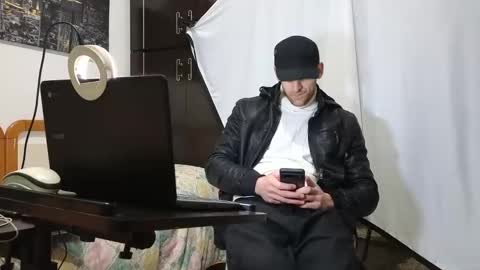 Snapshot of spider_0090 chatting on 02/02/25, 07:14 Marco. When Im offline you can view premium content in bio online show from 02/02/25, 07:14