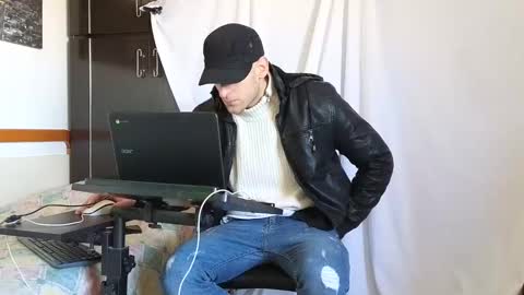 Snapshot of spider_0090 chatting on 02/07/25, 08:55 Marco. When Im offline you can view premium content in bio online show from 02/07/25, 08:55