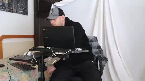 Snapshot of spider_0090 chatting on 02/11/25, 02:35 Marco. When Im offline you can view premium content in bio online show from 02/11/25, 02:35