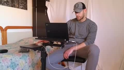 Snapshot of spider_0090 chatting on 02/21/25, 04:26 Marco. When Im offline you can view premium content in bio online show from 02/21/25, 04:26