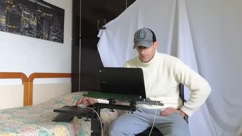 Snapshot of spider_0090 chatting on 02/25/25, 10:58 Marco. When Im offline you can view premium content in bio online show from 02/25/25, 10:58