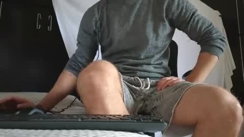 Snapshot of spider_0090 chatting on 10/21/25, 01:56 Marco. When Im offline you can view premium content in bio online show from 10/21/25, 01:56