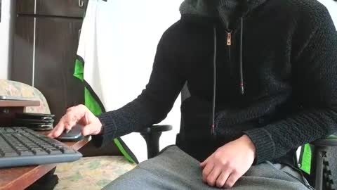 Snapshot of spider_0090 chatting on 11/23/25, 01:44 Marco. When Im offline you can view premium content in bio online show from 11/23/25, 01:44