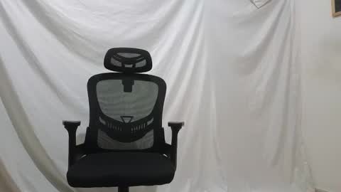 Snapshot of spider_0090 chatting on 12/22/25, 08:17 Marco. When Im offline you can view premium content in bio online show from 12/22/25, 08:17