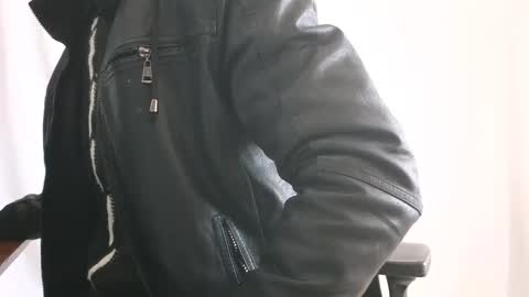 Snapshot of spider_0090 chatting on 01/14/26, 09:48 Marco. When Im offline you can view premium content in bio online show from 01/14/26, 09:48