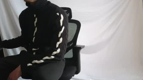 Snapshot of spider_0090 chatting on 02/04/26, 12:22 Marco. When Im offline you can view premium content in bio online show from 02/04/26, 12:22