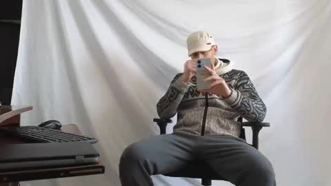 Snapshot of spider_0090 chatting on 02/07/26, 09:35 Marco. When Im offline you can view premium content in bio online show from 02/07/26, 09:35