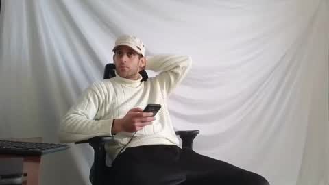 Snapshot of spider_0090 chatting on 02/11/26, 02:33 Marco. When Im offline you can view premium content in bio online show from 02/11/26, 02:33