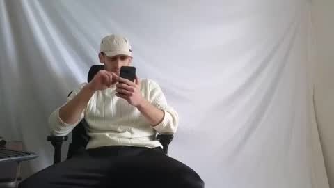 Snapshot of spider_0090 chatting on 02/12/26, 01:17 Marco. When Im offline you can view premium content in bio online show from 02/12/26, 01:17