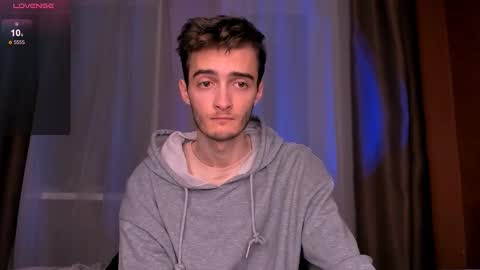 Snapshot of spider___man chatting on 10/17/25, 05:26 Spidey online show from 10/17/25, 05:26