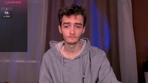 Snapshot of spider___man chatting on 10/21/25, 05:57 Spidey online show from 10/21/25, 05:57