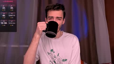 Snapshot of spider___man chatting on 10/22/25, 03:34 Spidey online show from 10/22/25, 03:34