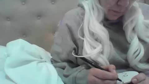 Vanessa Spade online show from 01/30/25, 08:43