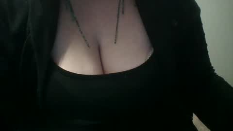 Vanessa Spade online show from 06/24/26, 08:57