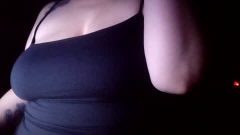 Snapshot of spinnerbitch chatting on 07/01/26, 05:20 Vanessa Spade online show from 07/01/26, 05:20