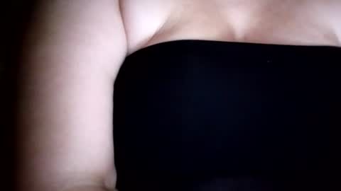 Snapshot of spinnerbitch chatting on 07/17/26, 08:35 Vanessa Spade online show from 07/17/26, 08:35