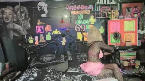 Daddy  His Splash Queen online show from 04/13/26, 03:12