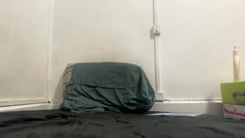 splashyyyz online show from 12/31/24, 02:08