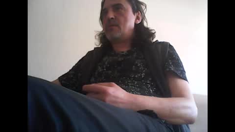 Snapshot of spoiled48 chatting on 01/17/25, 12:31 Spoiled online show from 01/17/25, 12:31