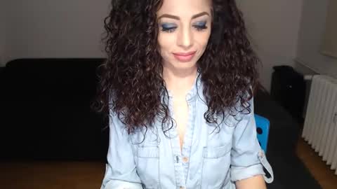 Doll online show from 12/13/24, 09:09