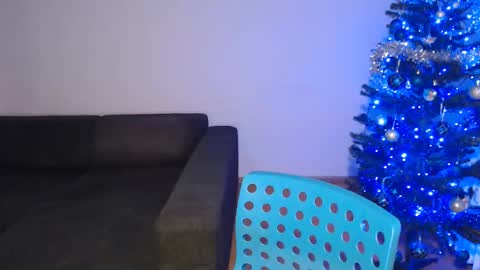 Doll online show from 12/21/24, 01:47