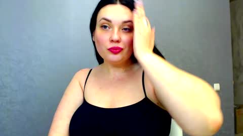 Snapshot of spoiled_lilit chatting on 12/29/24, 02:06 Lilith online show from 12/29/24, 02:06